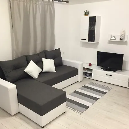 Appartamento Roko Vir