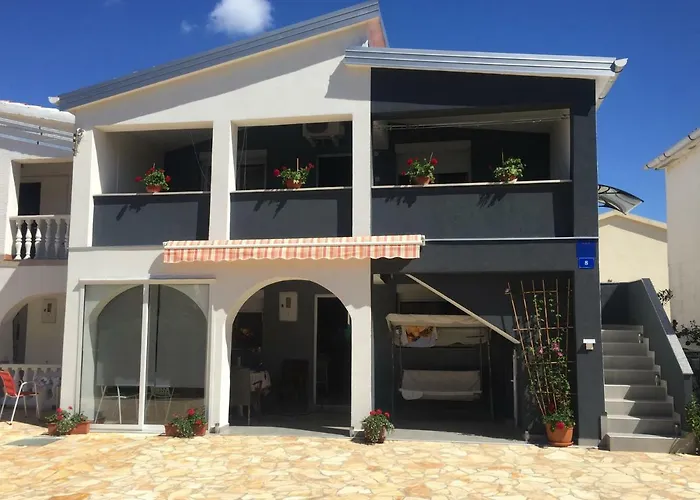 Apartamento Roko Vir